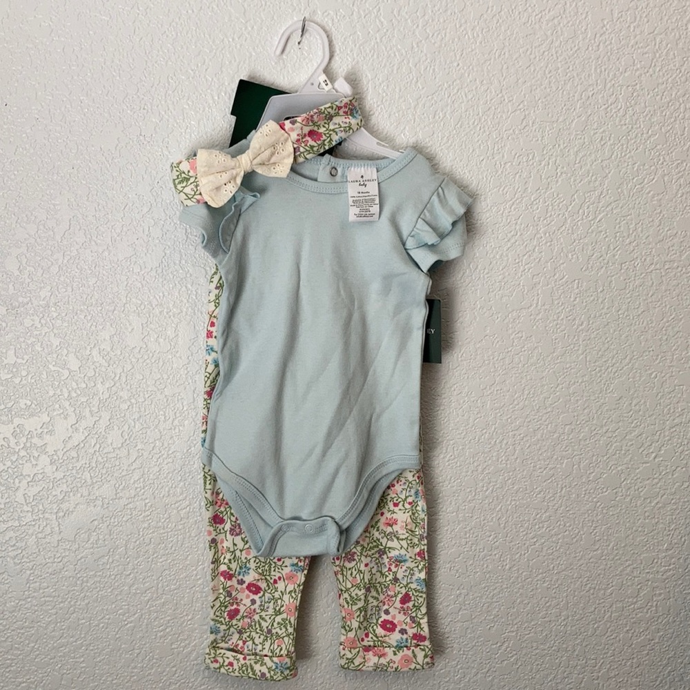 NWT Laura Ashley Baby 3 Piece Outfit 18mo
